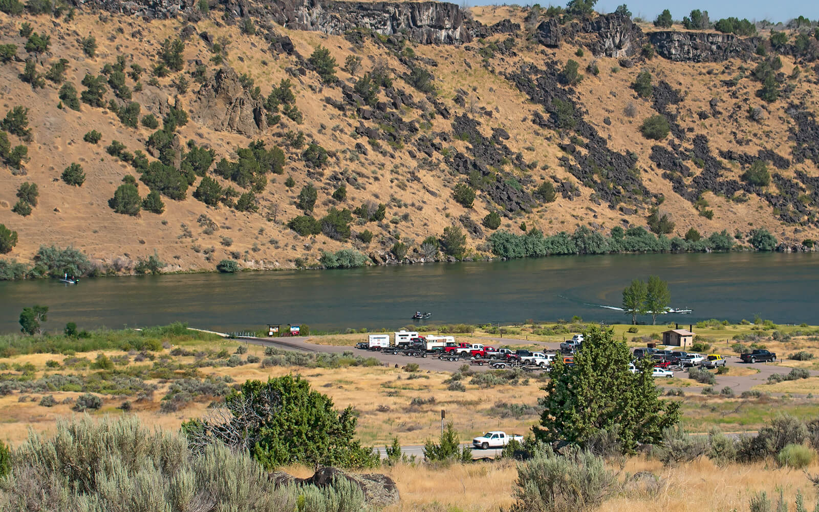 Snake River at Massacre Rocks State Park.